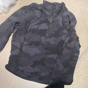 Its Rulu Run Cropped Half Zip - Black Camo